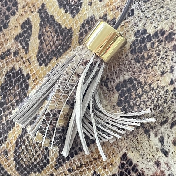 G.I.L.T Snakeskin Patterned Large Tote Bag
(Got It Love It) - Picture 4 of 16